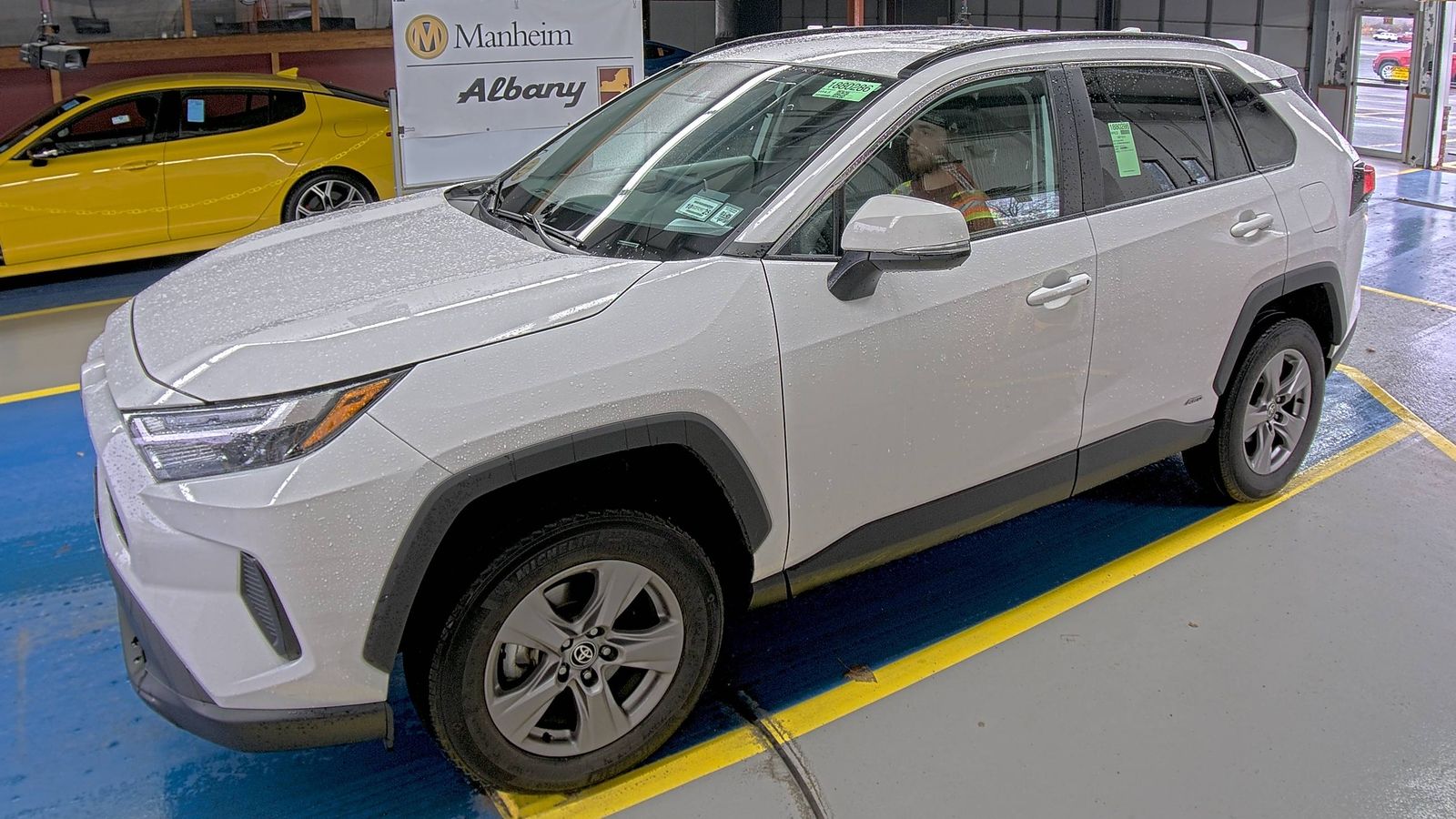 2023 Toyota RAV4 Hybrid XLE AWD