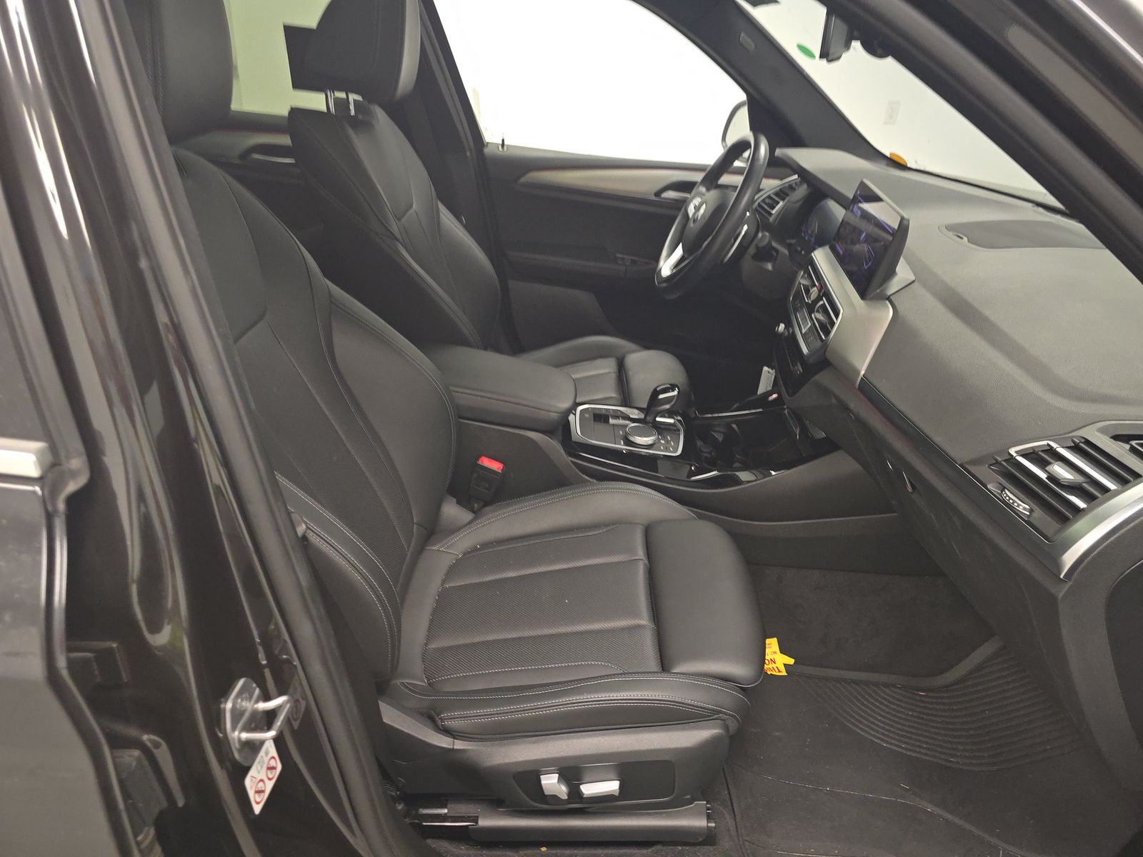 2022 BMW X3 sDrive30i RWD