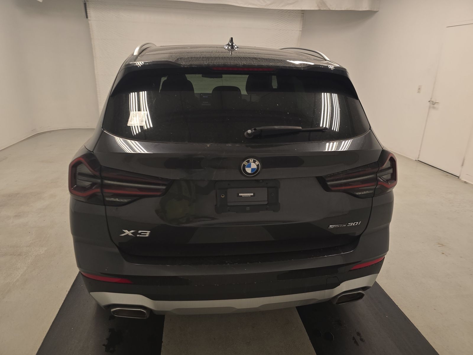 2022 BMW X3 sDrive30i RWD