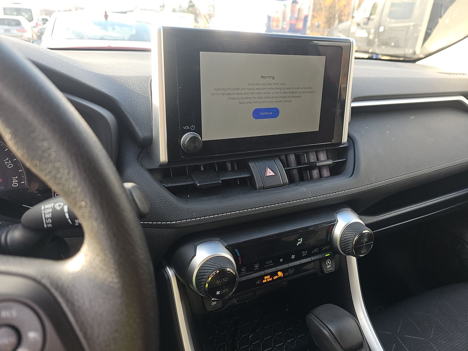 2025 Toyota RAV4 XLE FWD