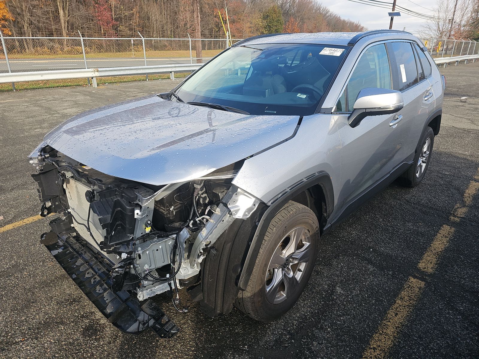 2025 Toyota RAV4 XLE FWD