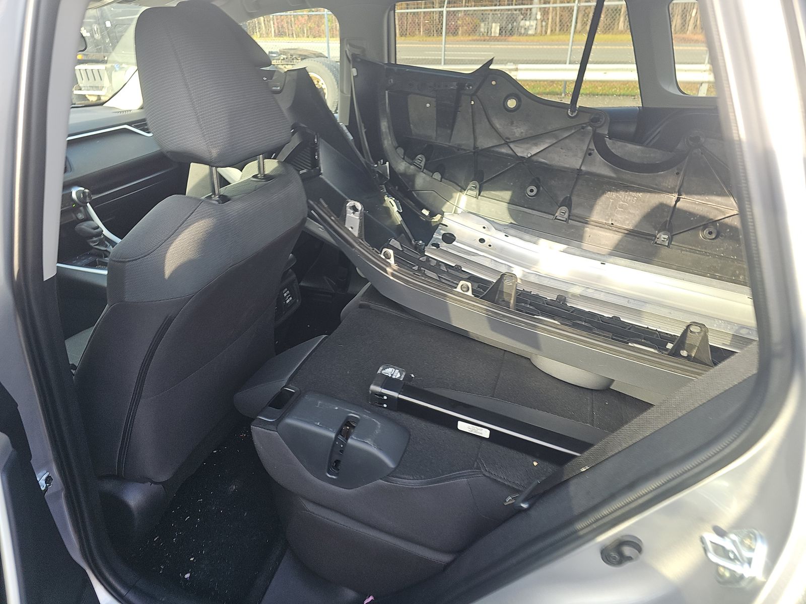 2025 Toyota RAV4 XLE FWD