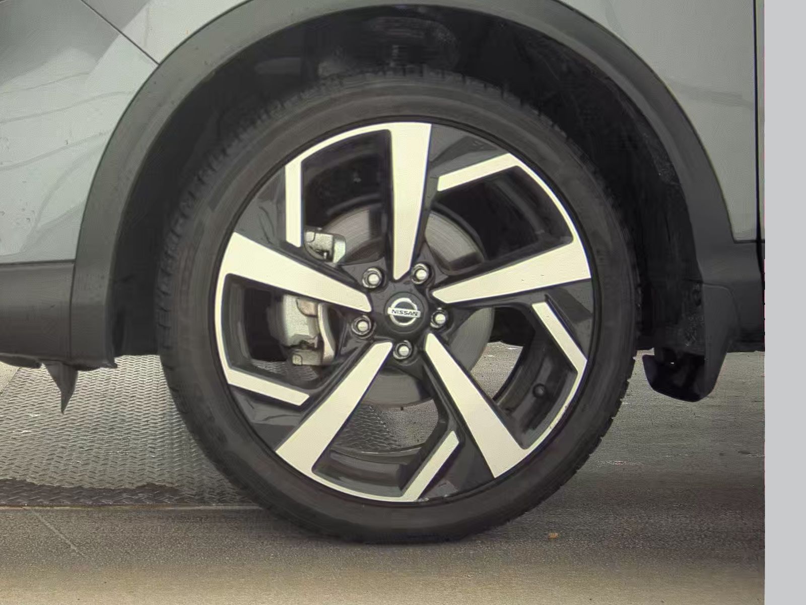 2022 Nissan Rogue Sport SL AWD