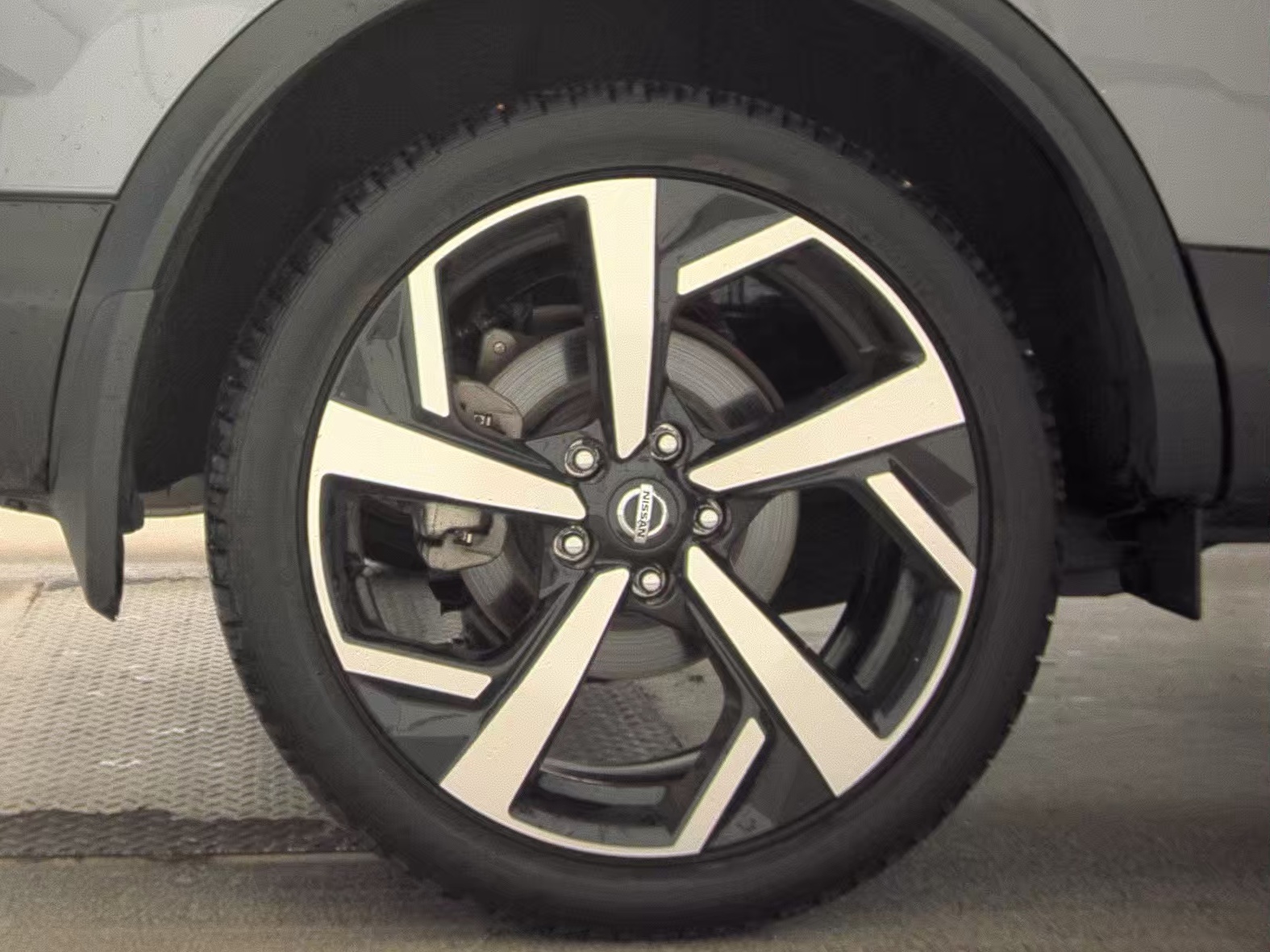 2022 Nissan Rogue Sport SL AWD