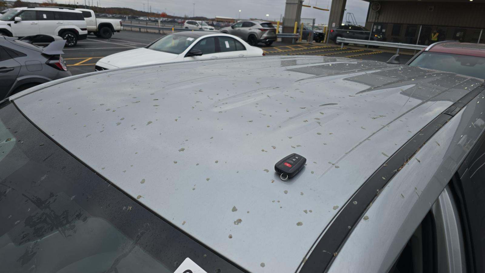 2023 Toyota Highlander LE FWD