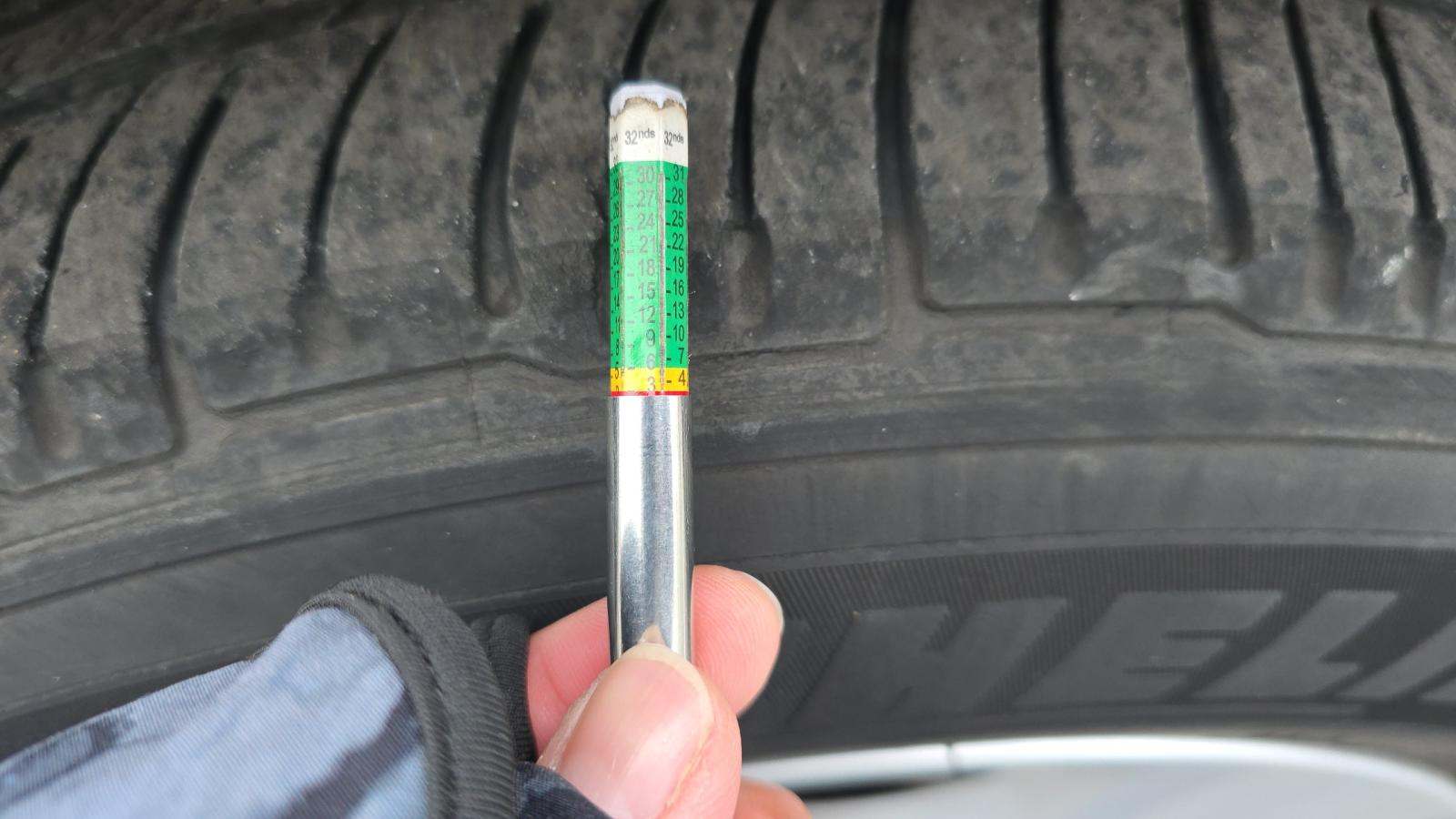 2023 Toyota Highlander LE FWD