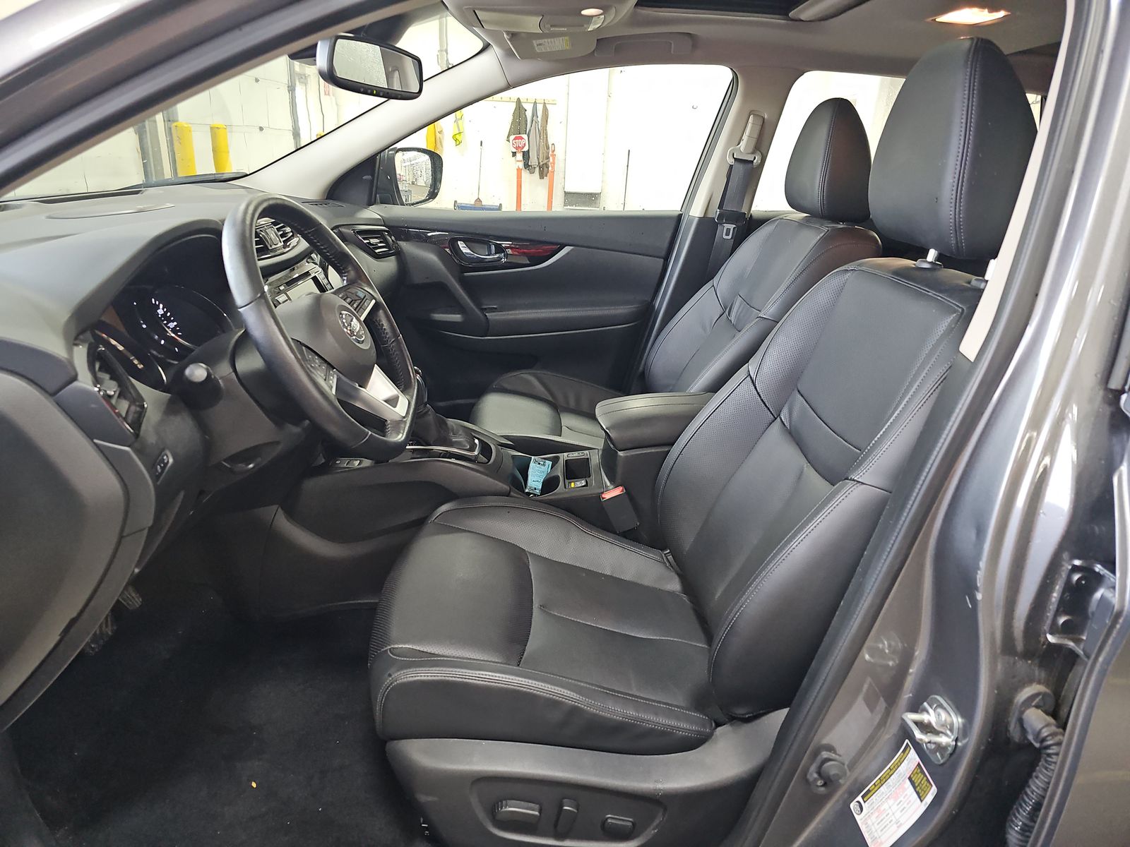 2022 Nissan Rogue Sport SL AWD