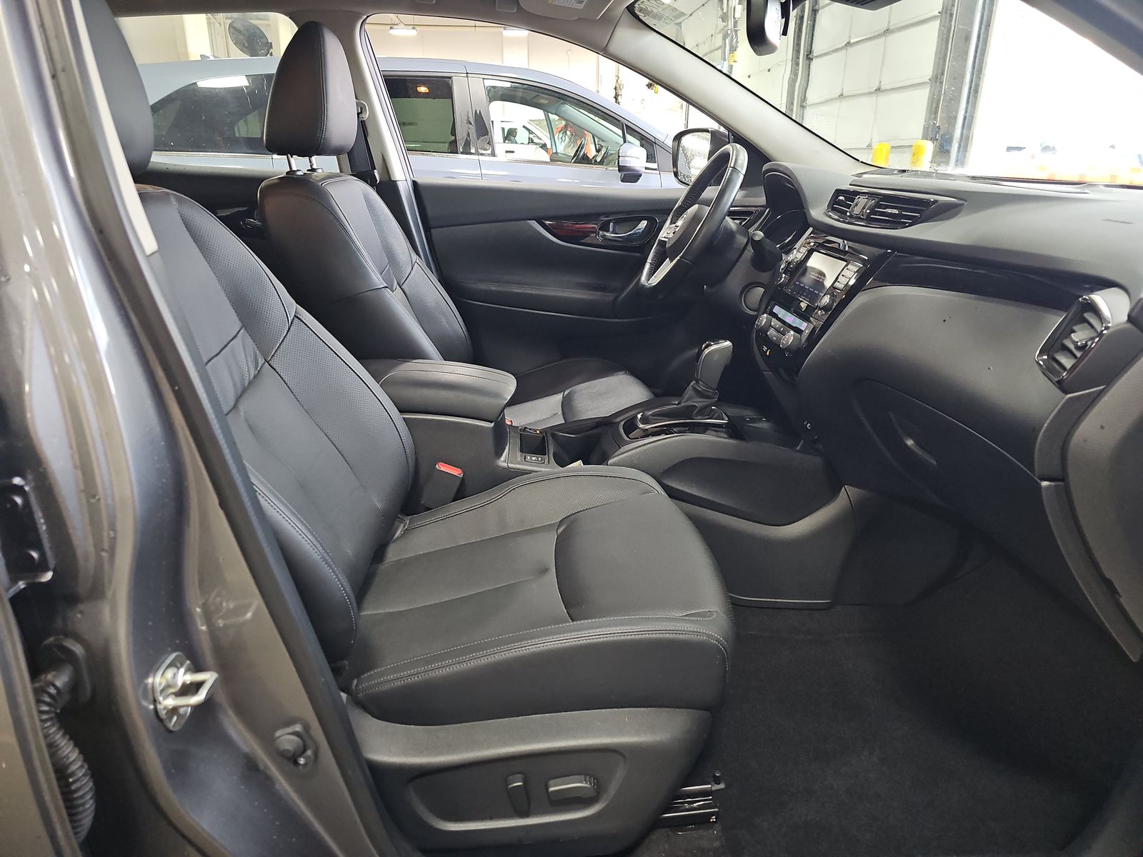 2022 Nissan Rogue Sport SL AWD