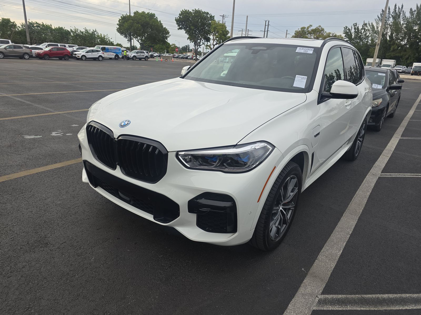 2022 BMW X5 xDrive45e AWD