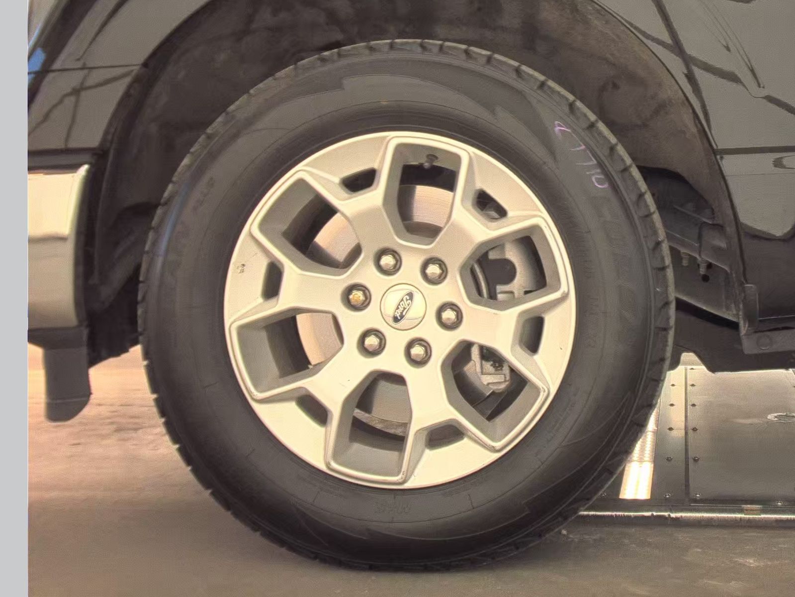 2023 Ford F-150 XLT RWD