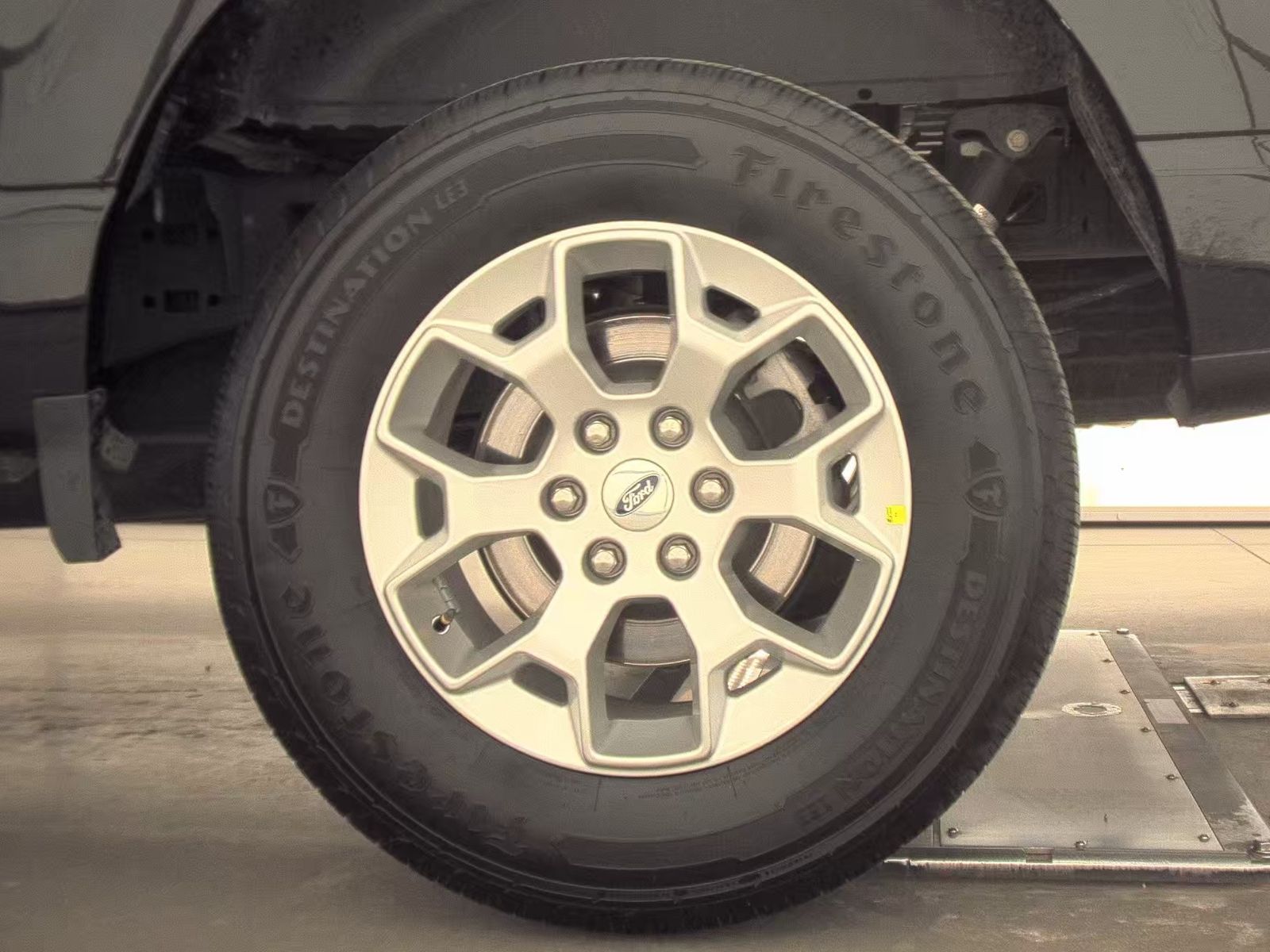 2023 Ford F-150 XLT RWD