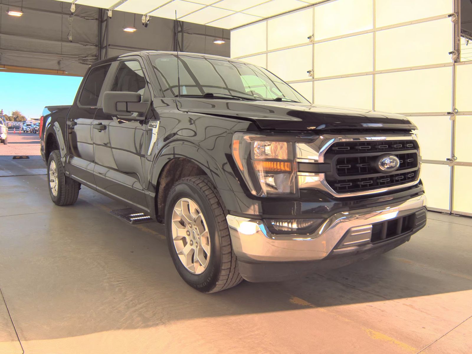 2023 Ford F-150 XLT RWD