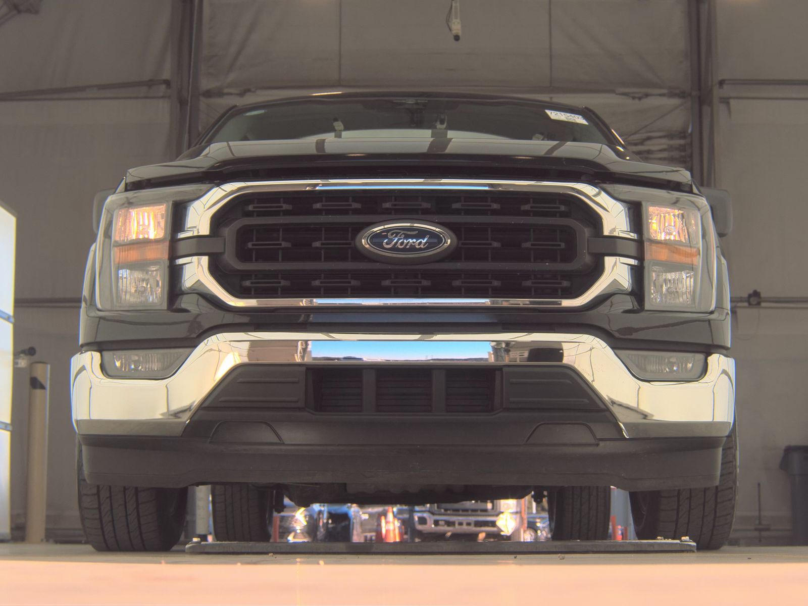 2023 Ford F-150 XLT RWD