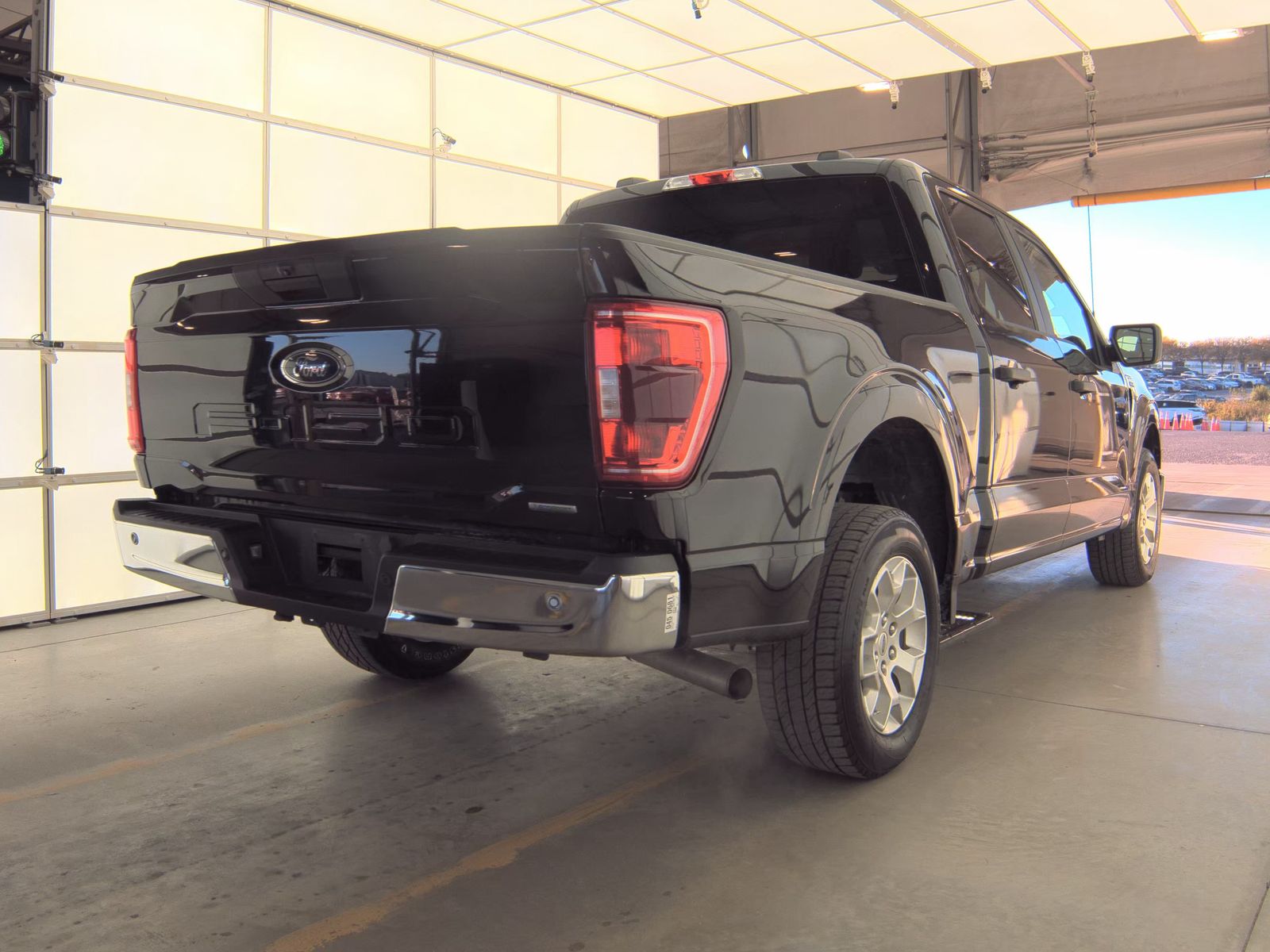 2023 Ford F-150 XLT RWD