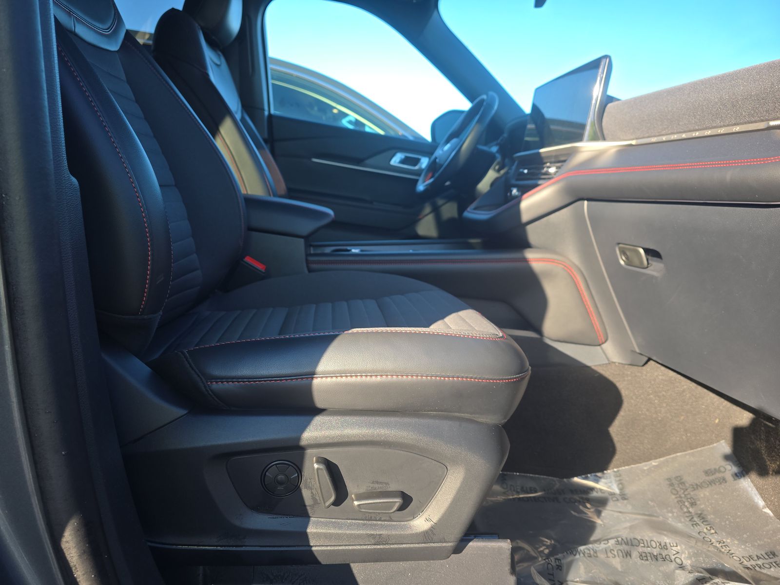 2025 Ford Explorer ST-Line AWD