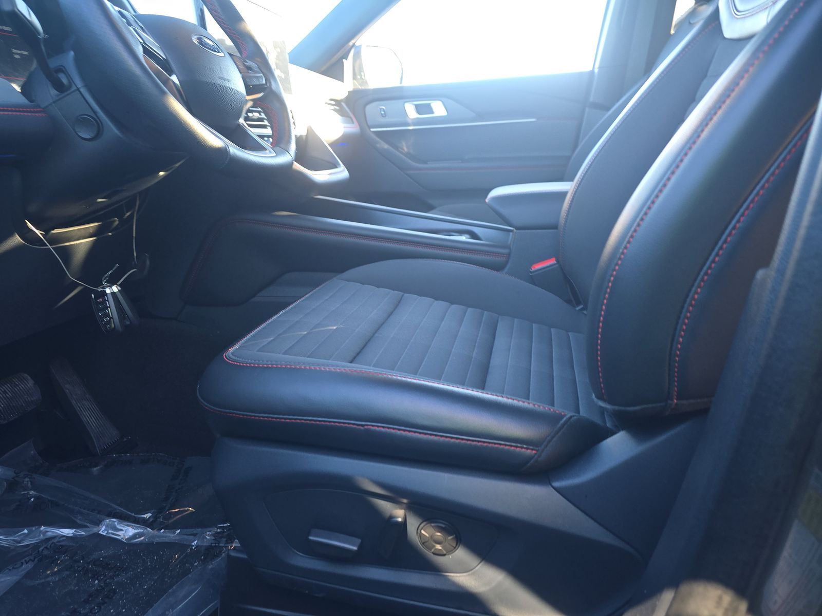 2025 Ford Explorer ST-Line AWD