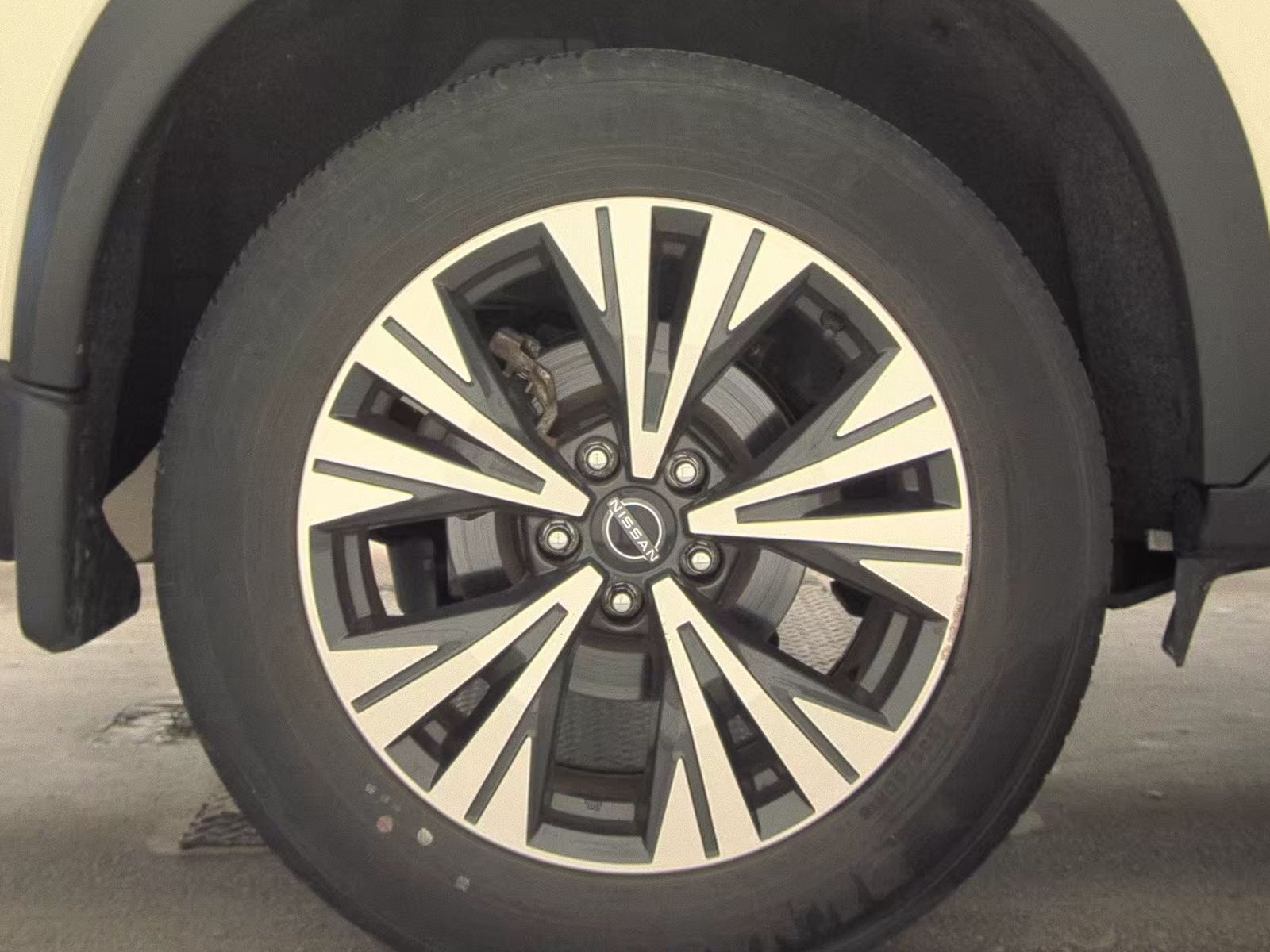 2023 Nissan Rogue SV AWD