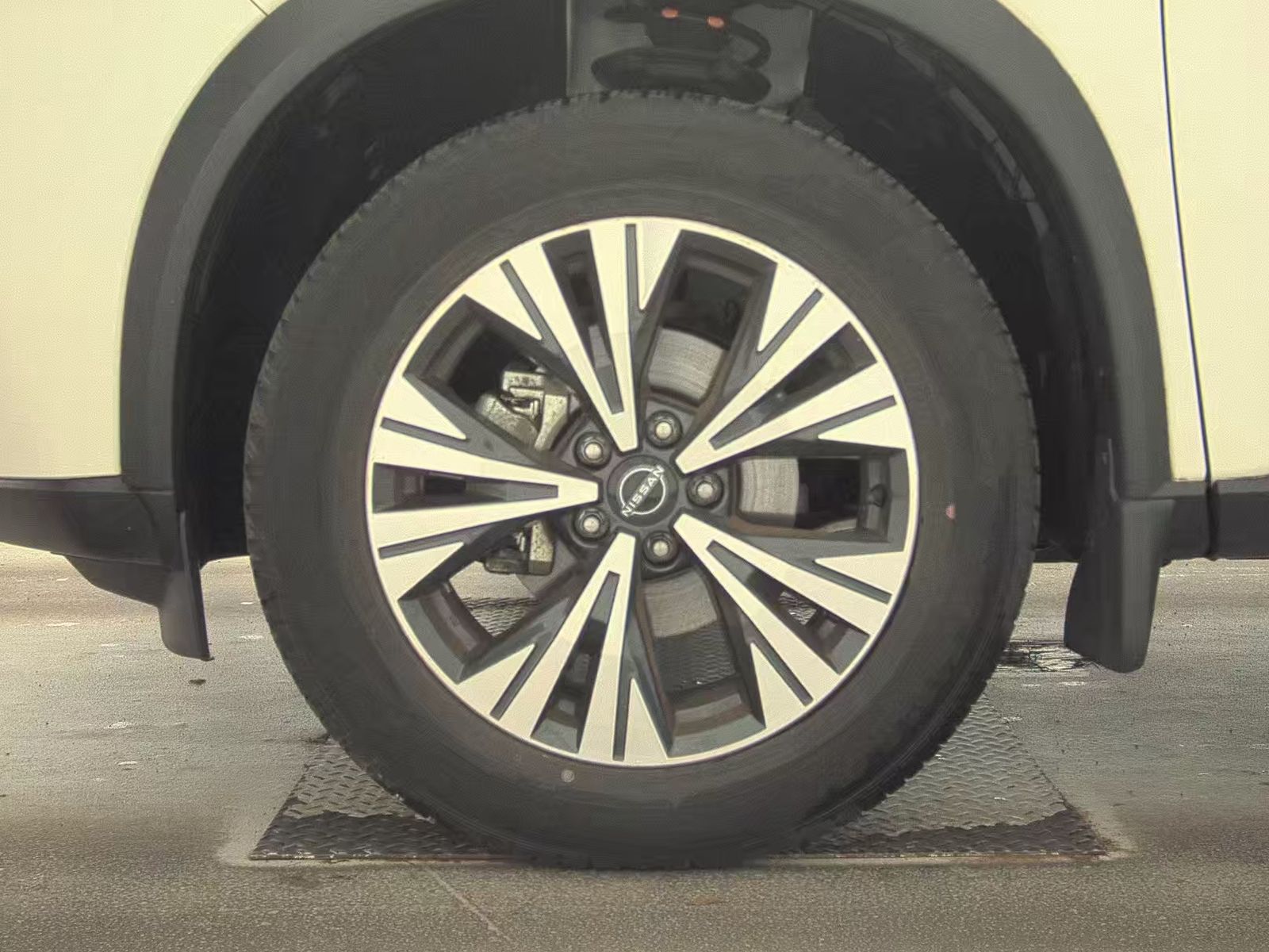 2023 Nissan Rogue SV AWD