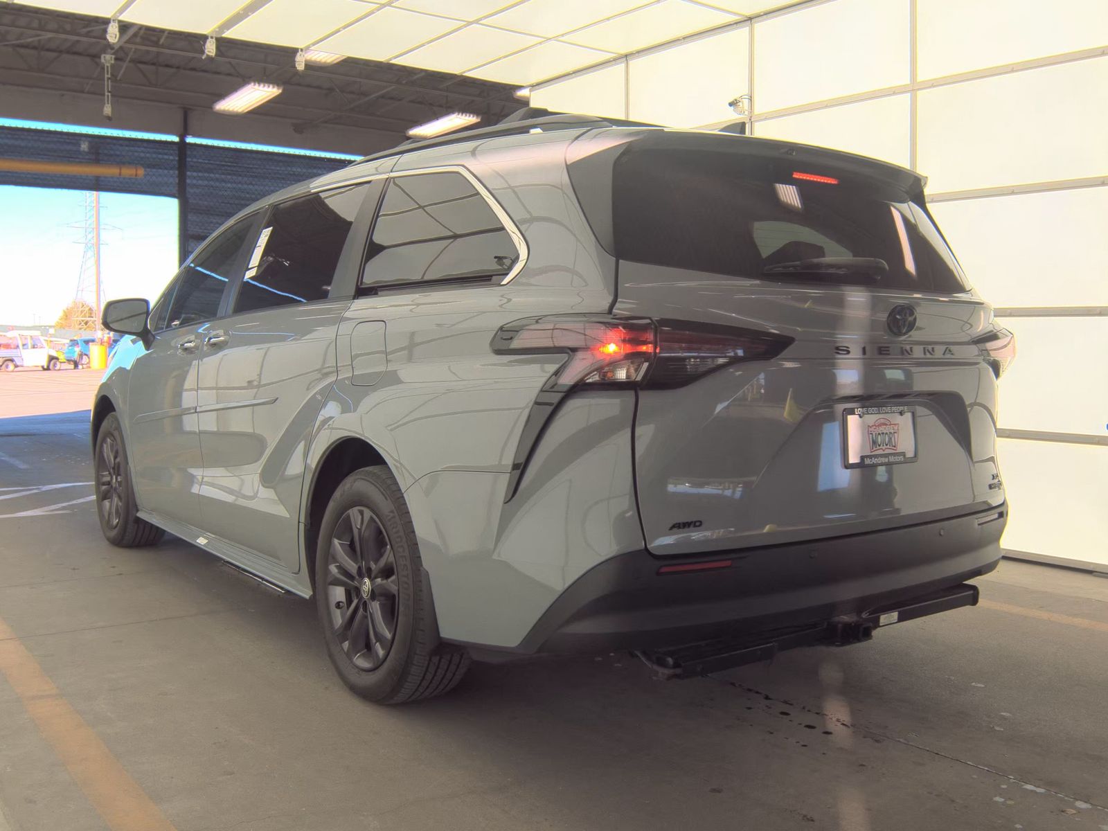 2024 Toyota Sienna Woodland Edition AWD