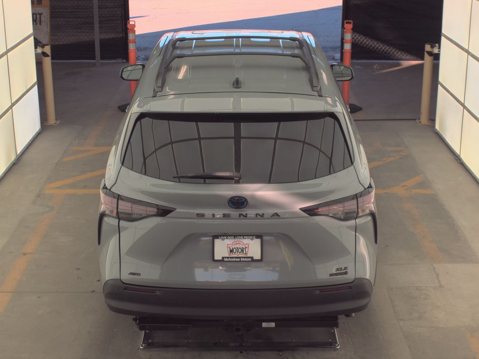 2024 Toyota Sienna Woodland Edition AWD