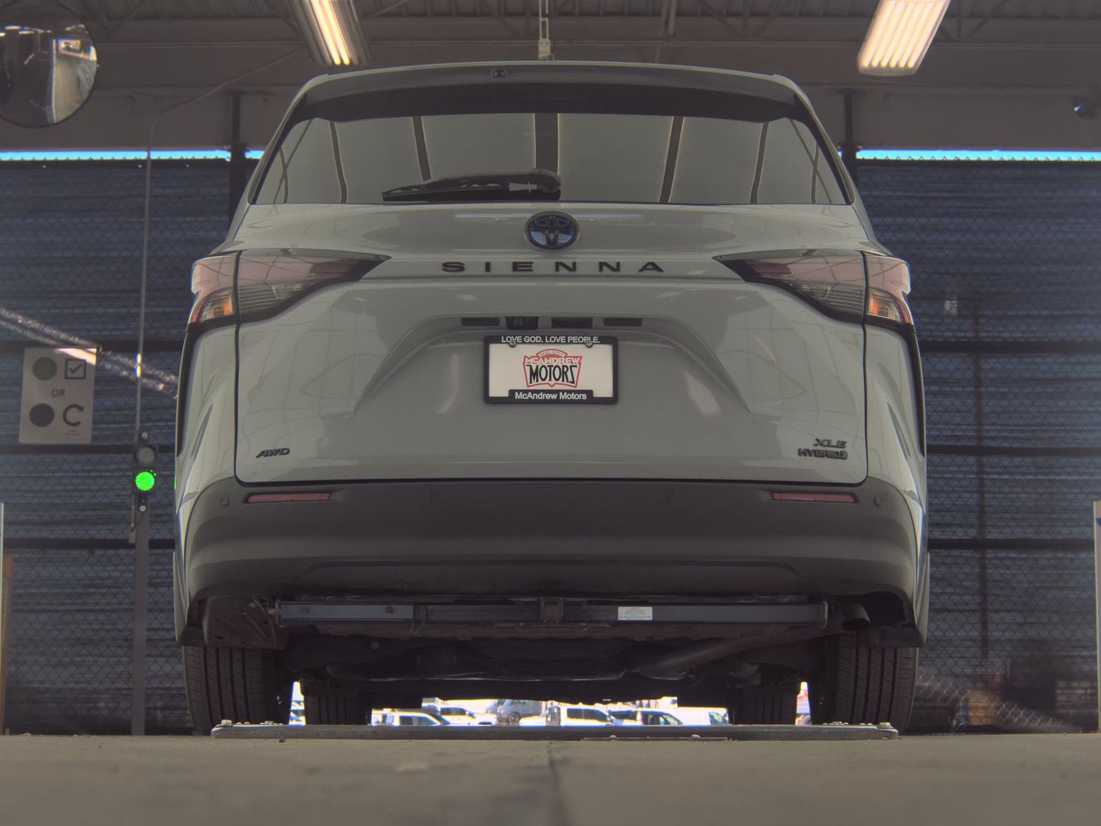 2024 Toyota Sienna Woodland Edition AWD