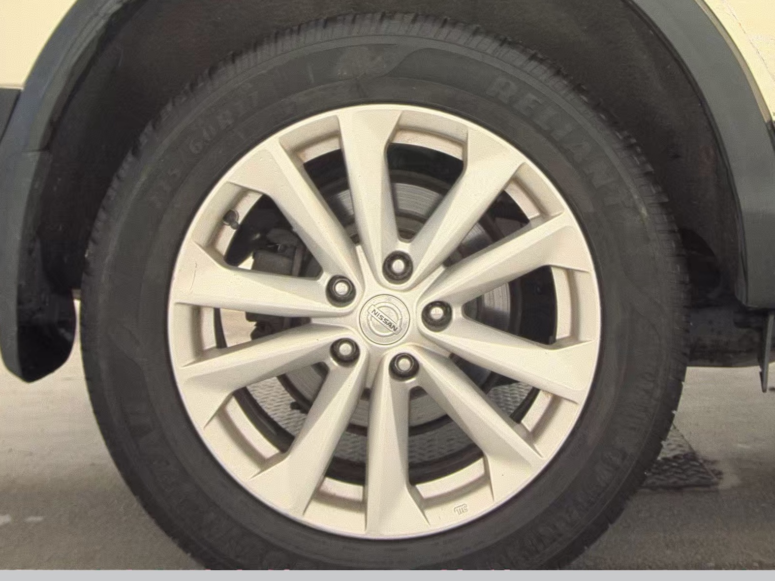 2018 Nissan Rogue Sport SV FWD