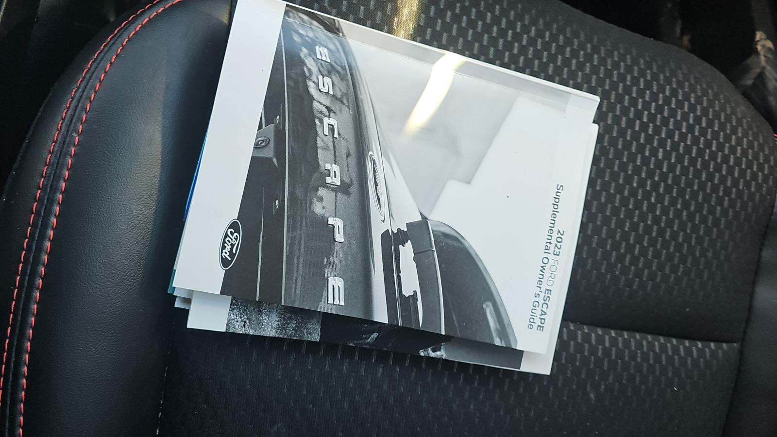 2023 Ford Escape ST-Line Select AWD