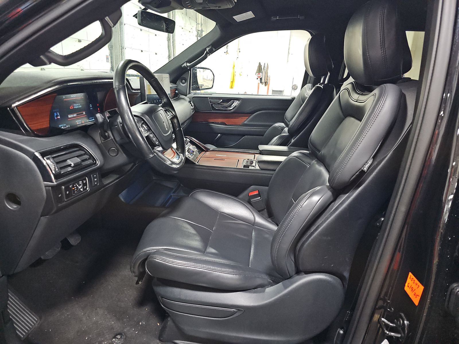 2024 Lincoln Navigator L Premiere AWD