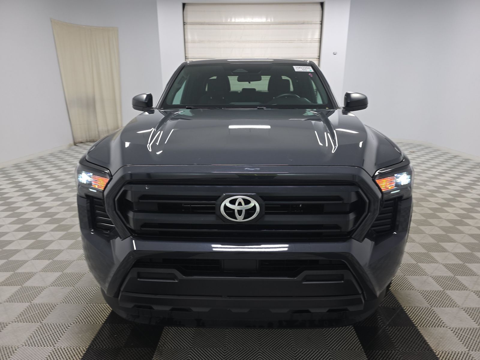 2024 Toyota Tacoma SR AWD