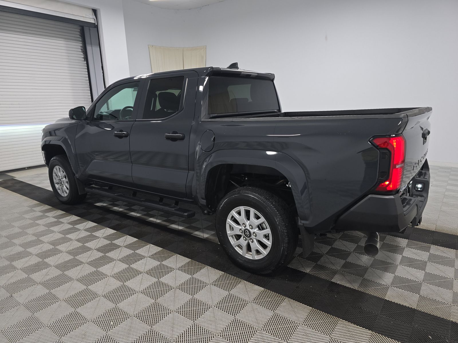 2024 Toyota Tacoma SR AWD