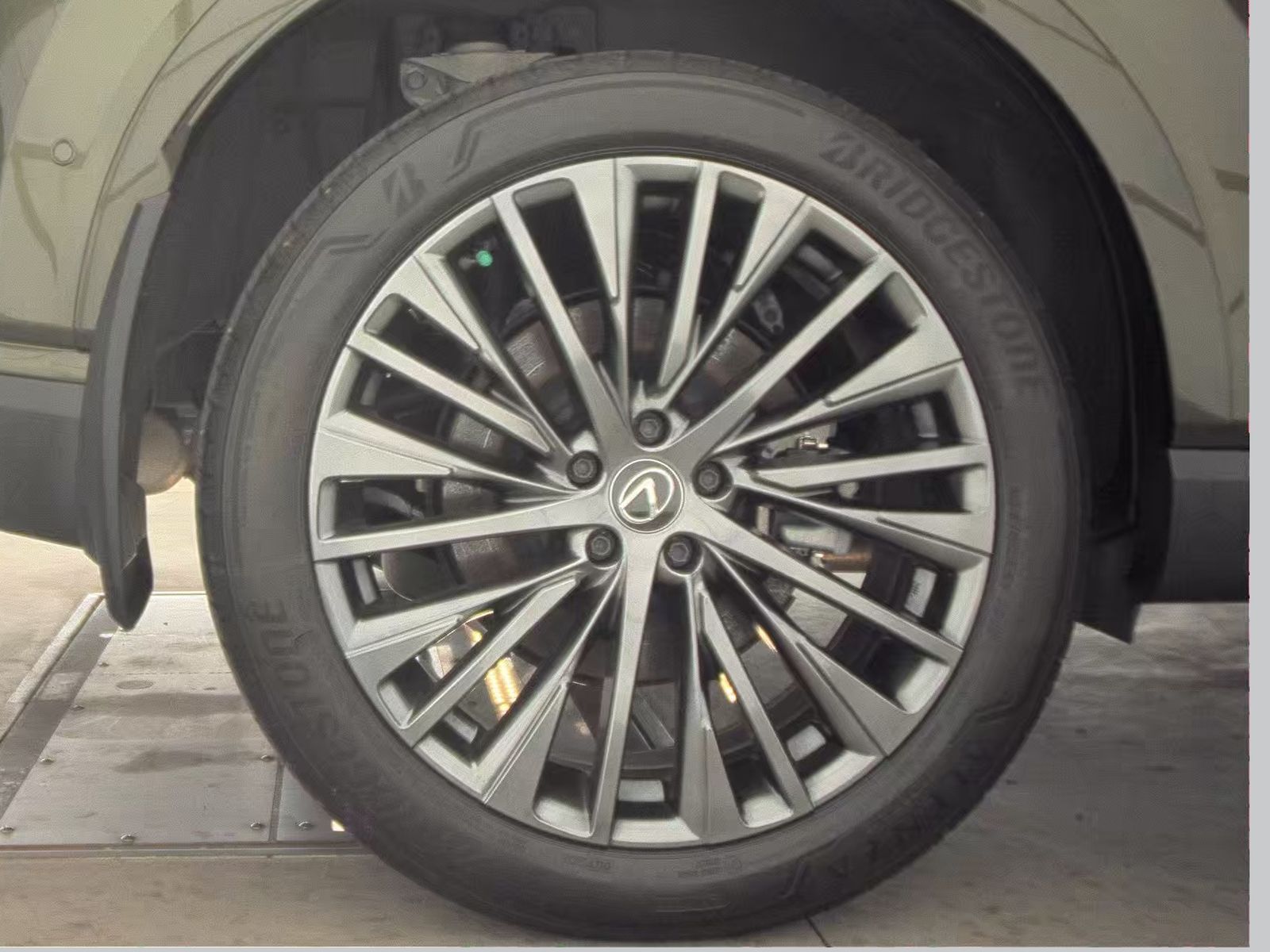 2024 Lexus RX 450h+ Luxury AWD