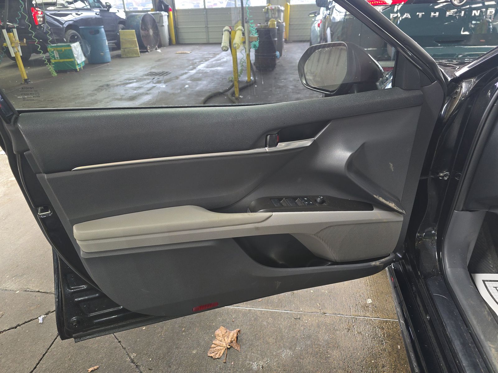 2022 Toyota Camry SE FWD