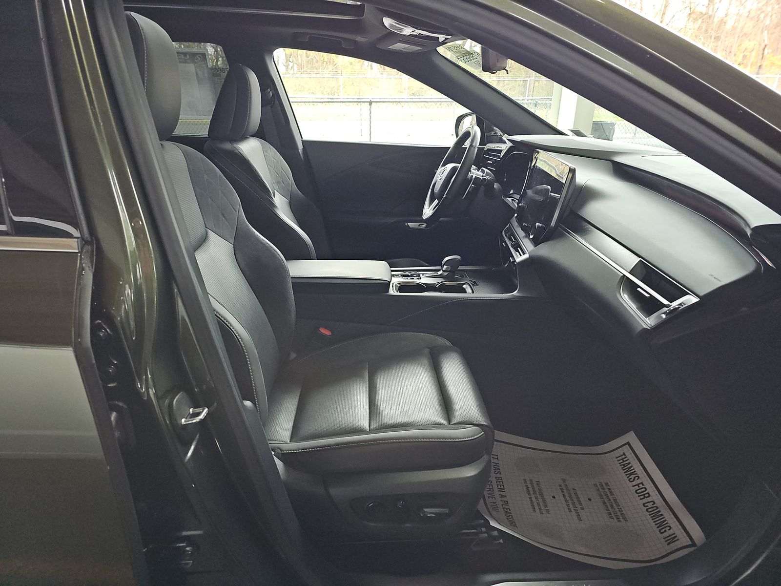 2024 Lexus RX 450h+ Luxury AWD