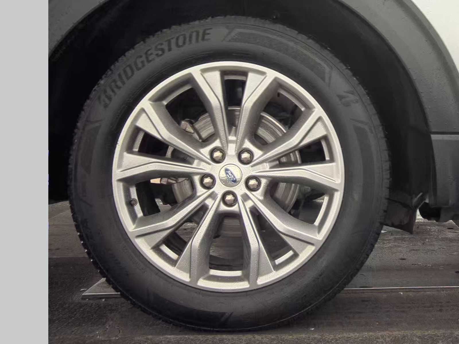 2022 Ford Explorer Limited RWD