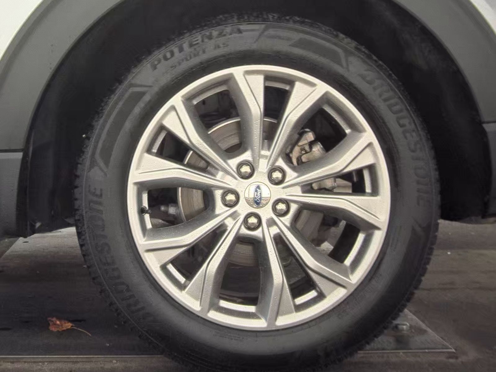 2022 Ford Explorer Limited RWD