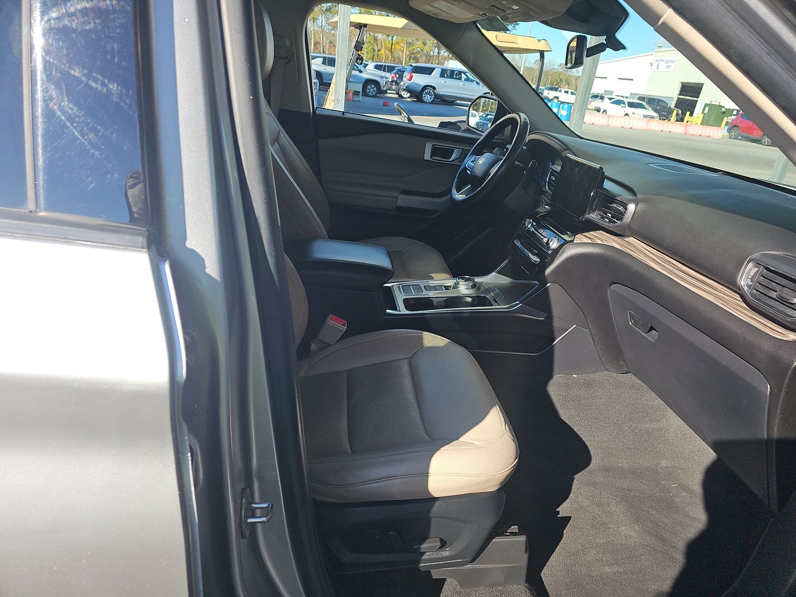 2022 Ford Explorer Limited RWD