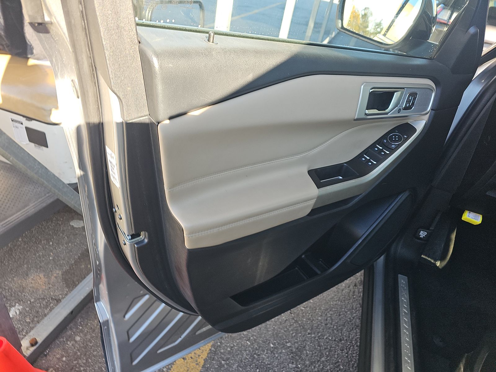 2022 Ford Explorer Limited RWD