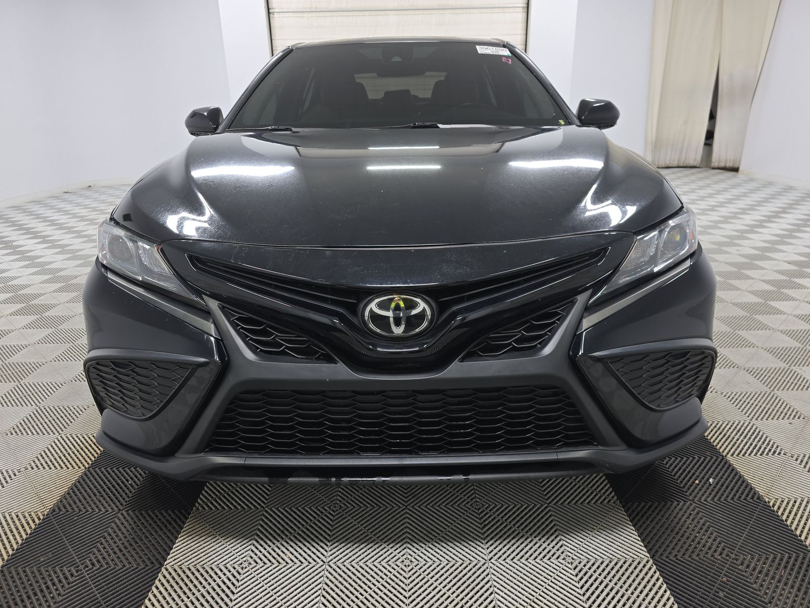 2022 Toyota Camry SE FWD