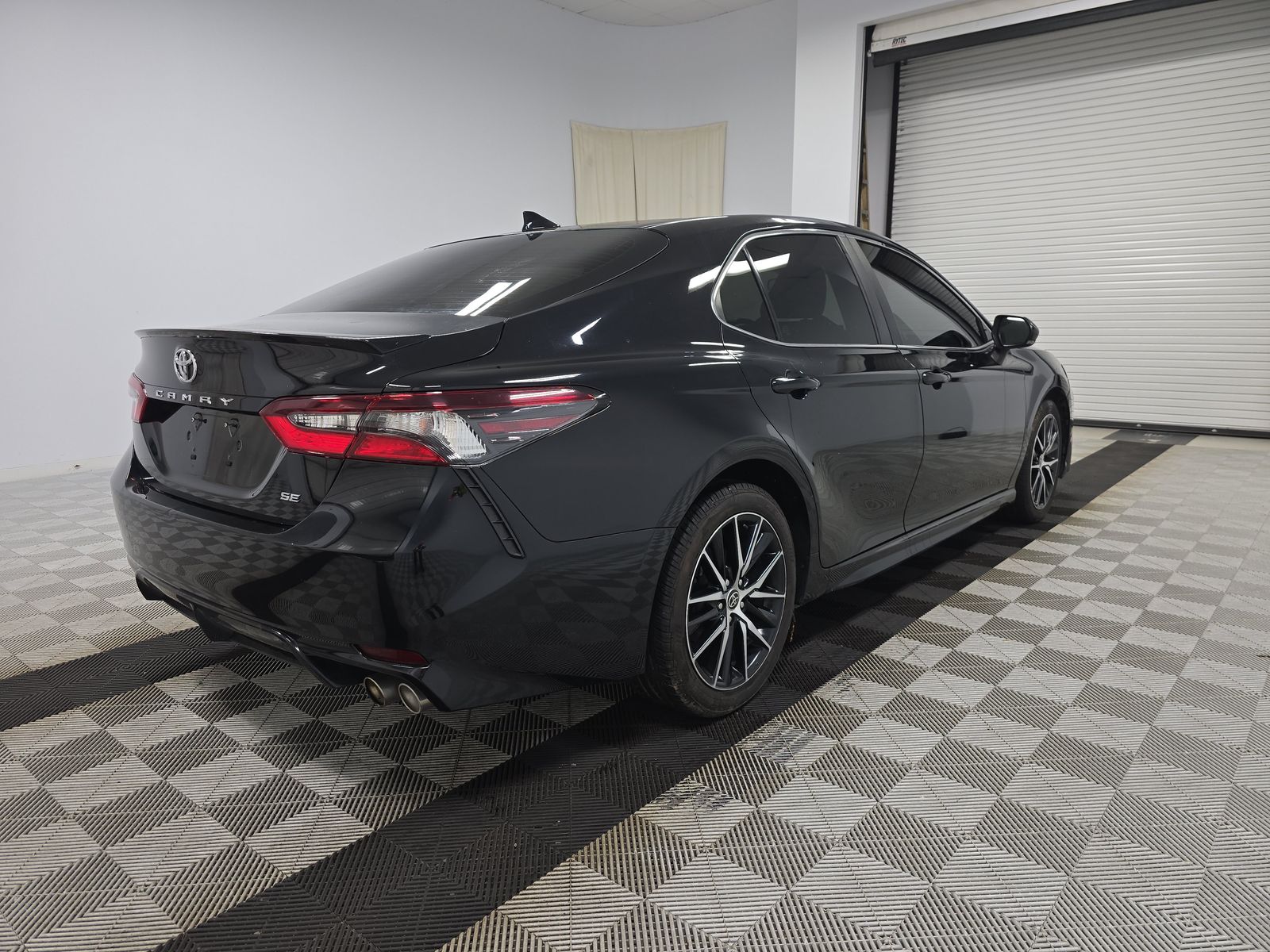 2022 Toyota Camry SE FWD