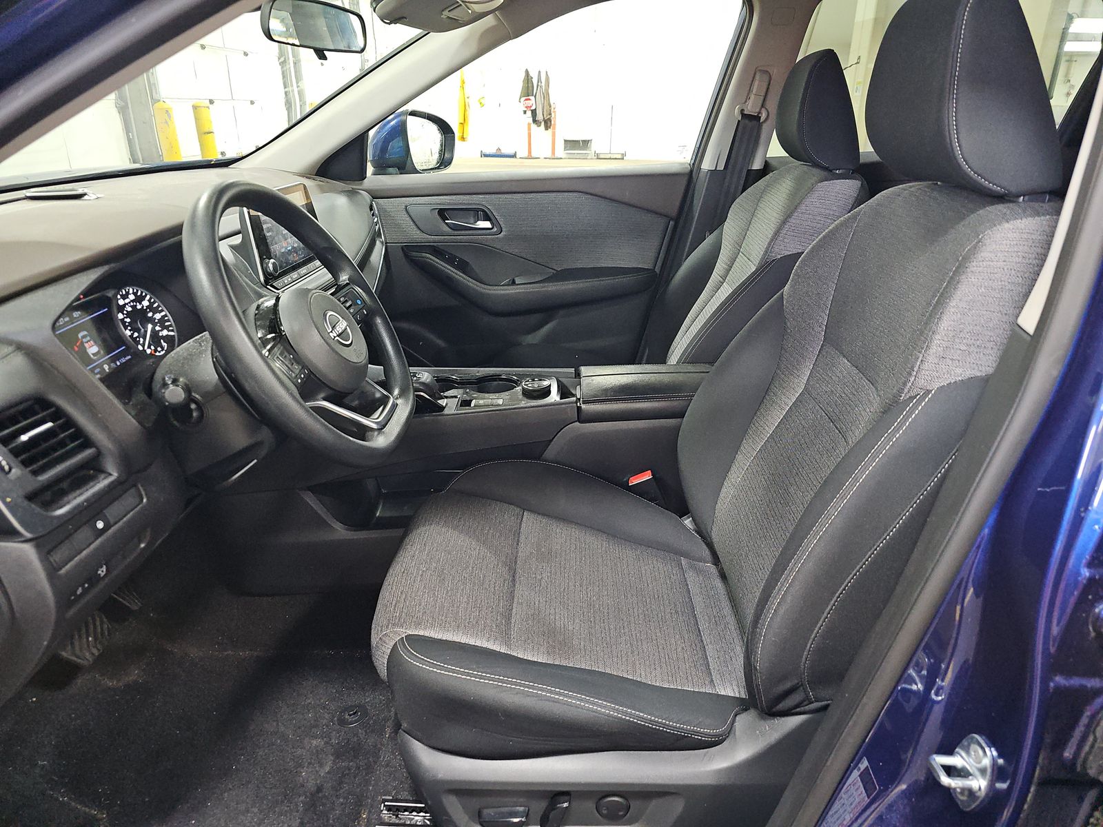 2023 Nissan Rogue SV AWD