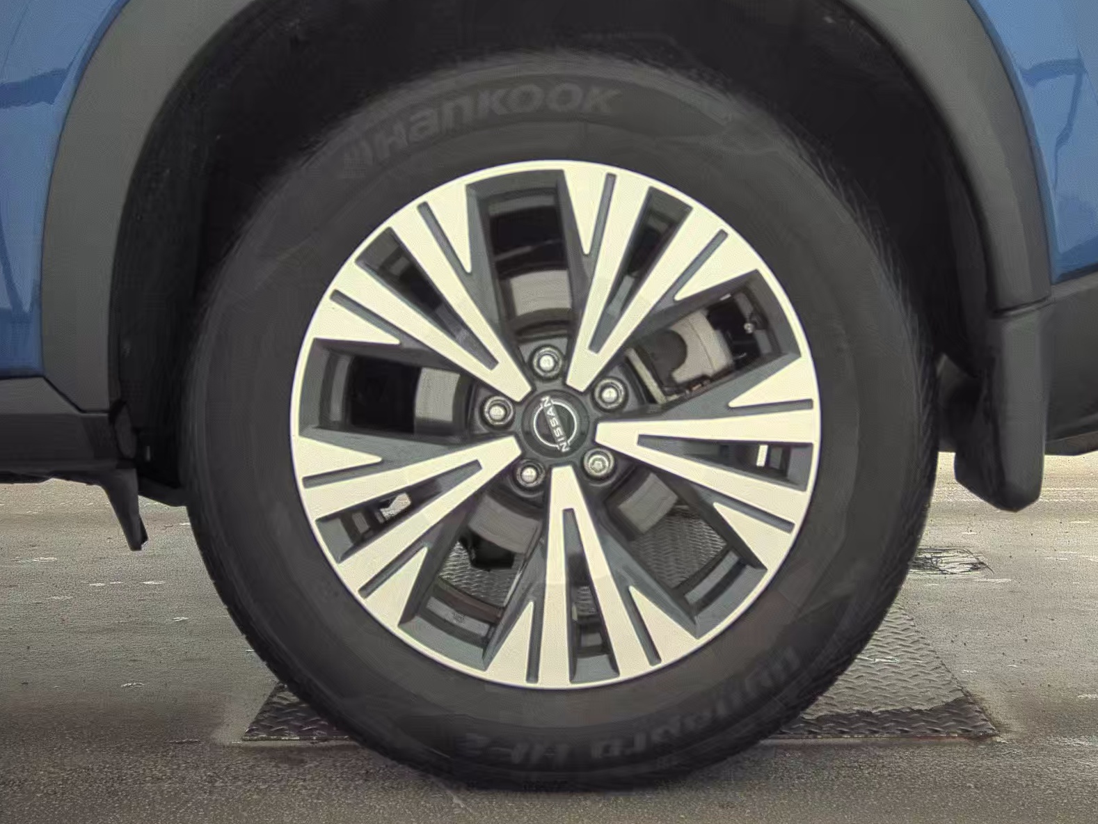 2023 Nissan Rogue SV AWD