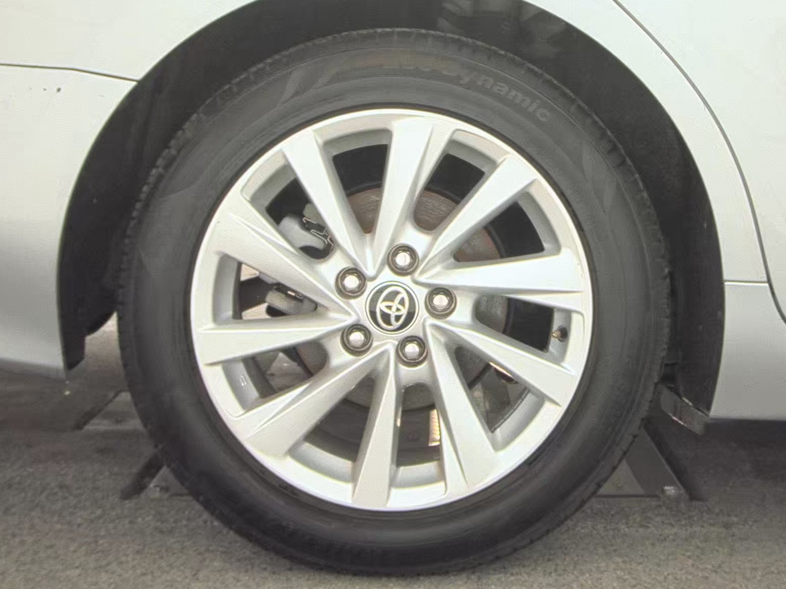 2024 Toyota Camry LE FWD