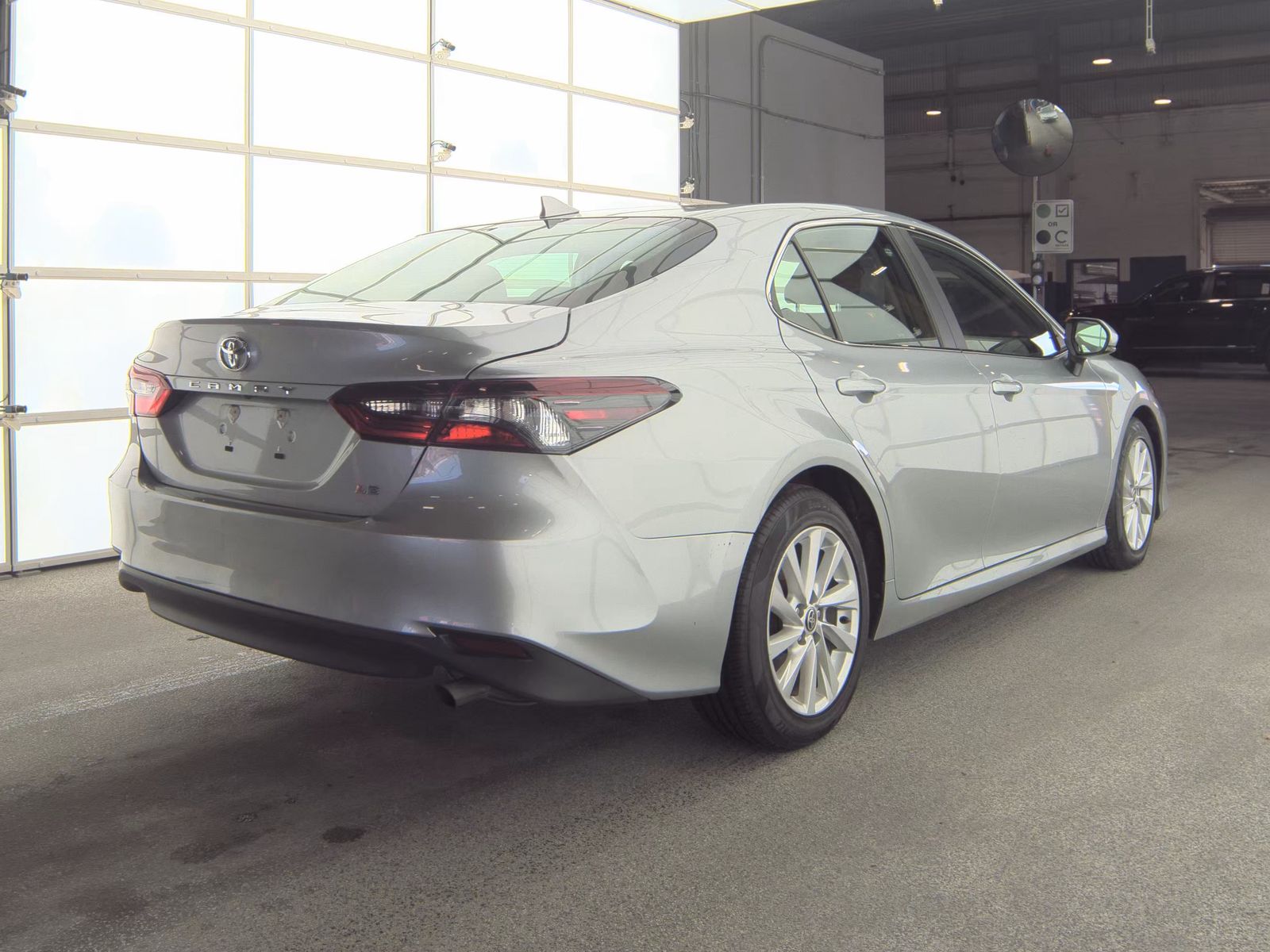 2024 Toyota Camry LE FWD