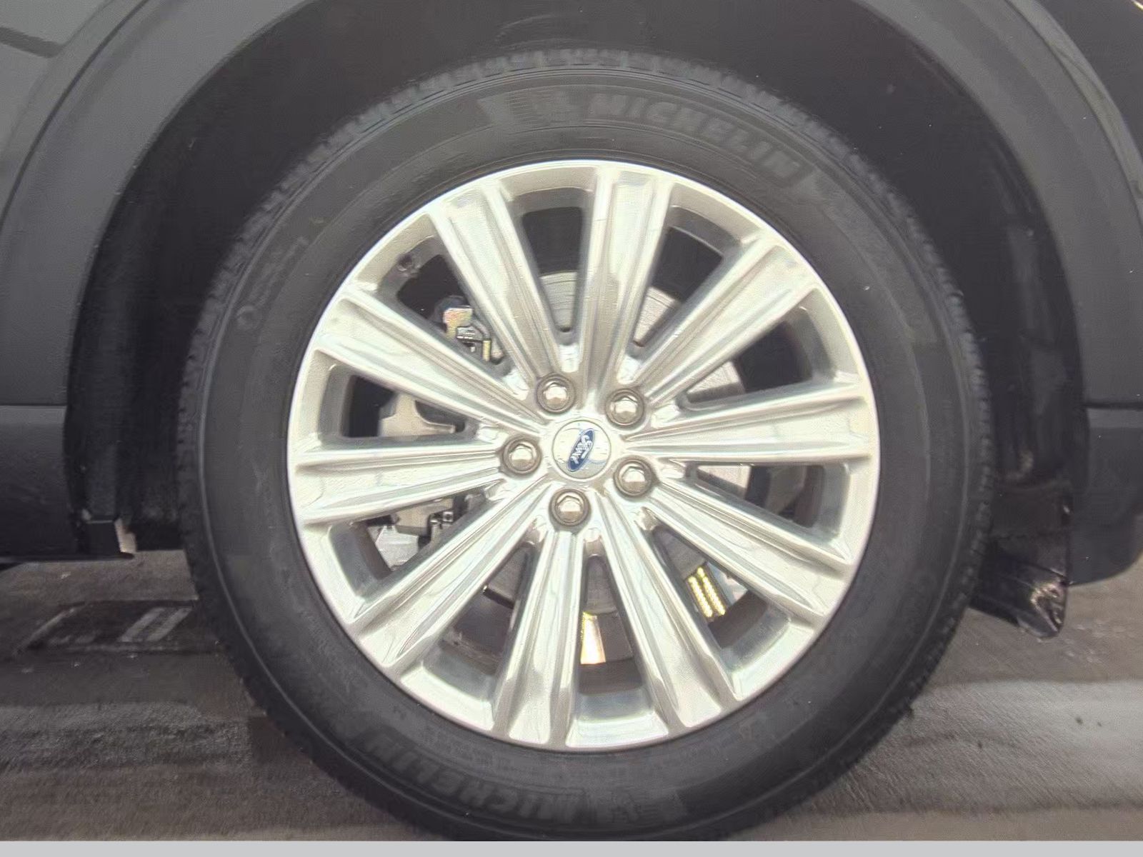 2022 Ford Explorer Limited AWD