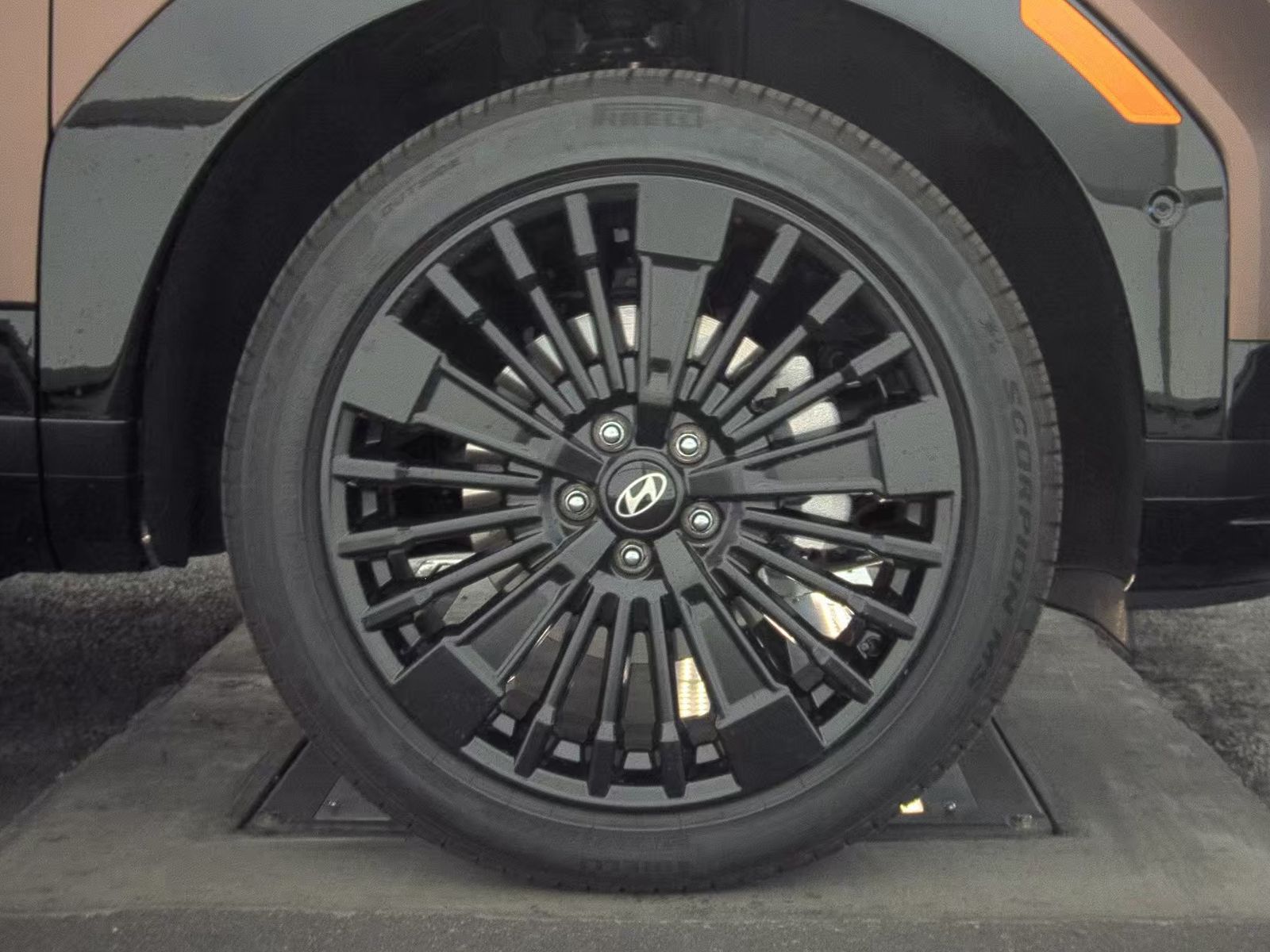 2025 Hyundai Santa Fe Hybrid Calligraphy FWD