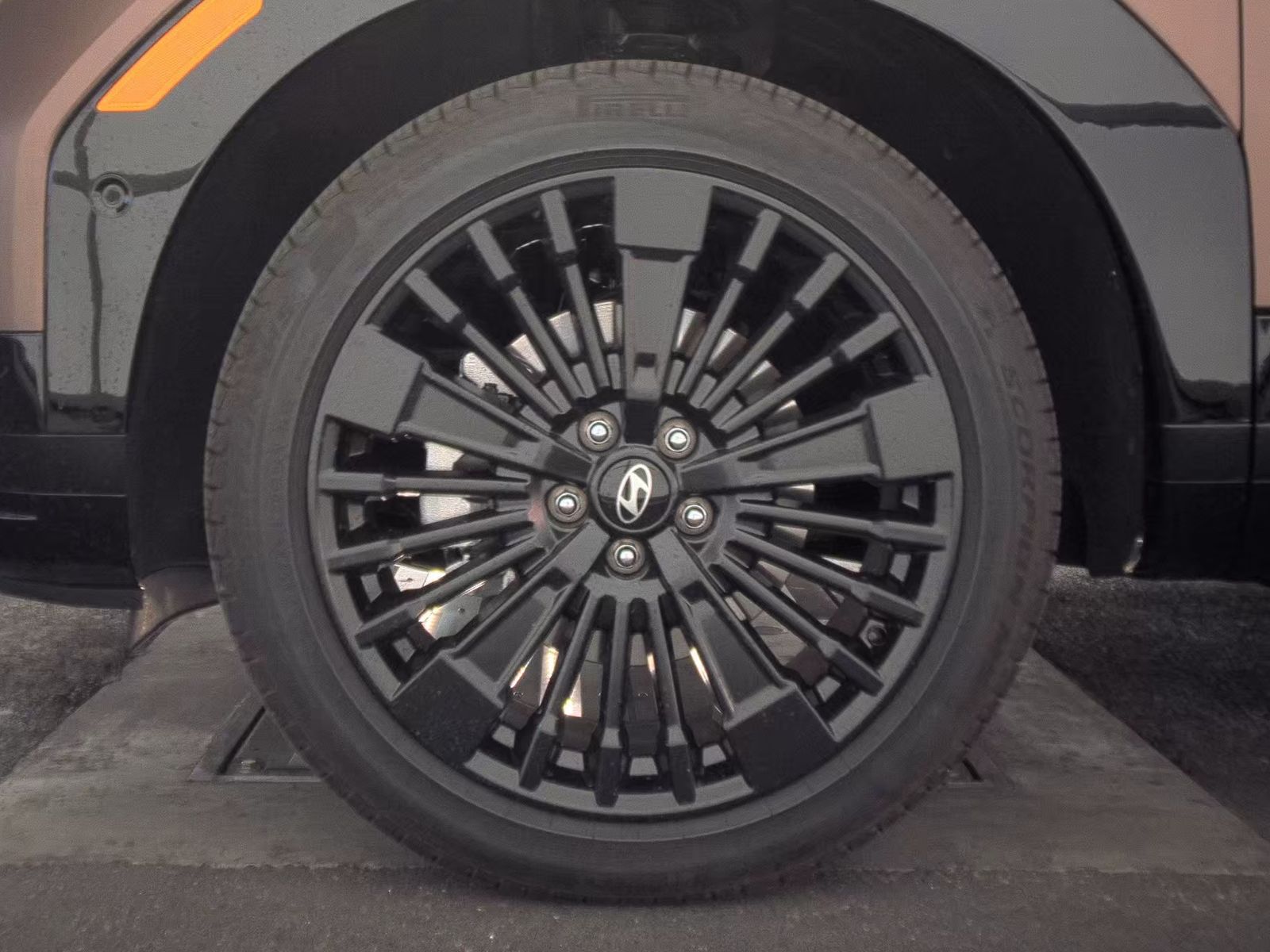 2025 Hyundai Santa Fe Hybrid Calligraphy FWD