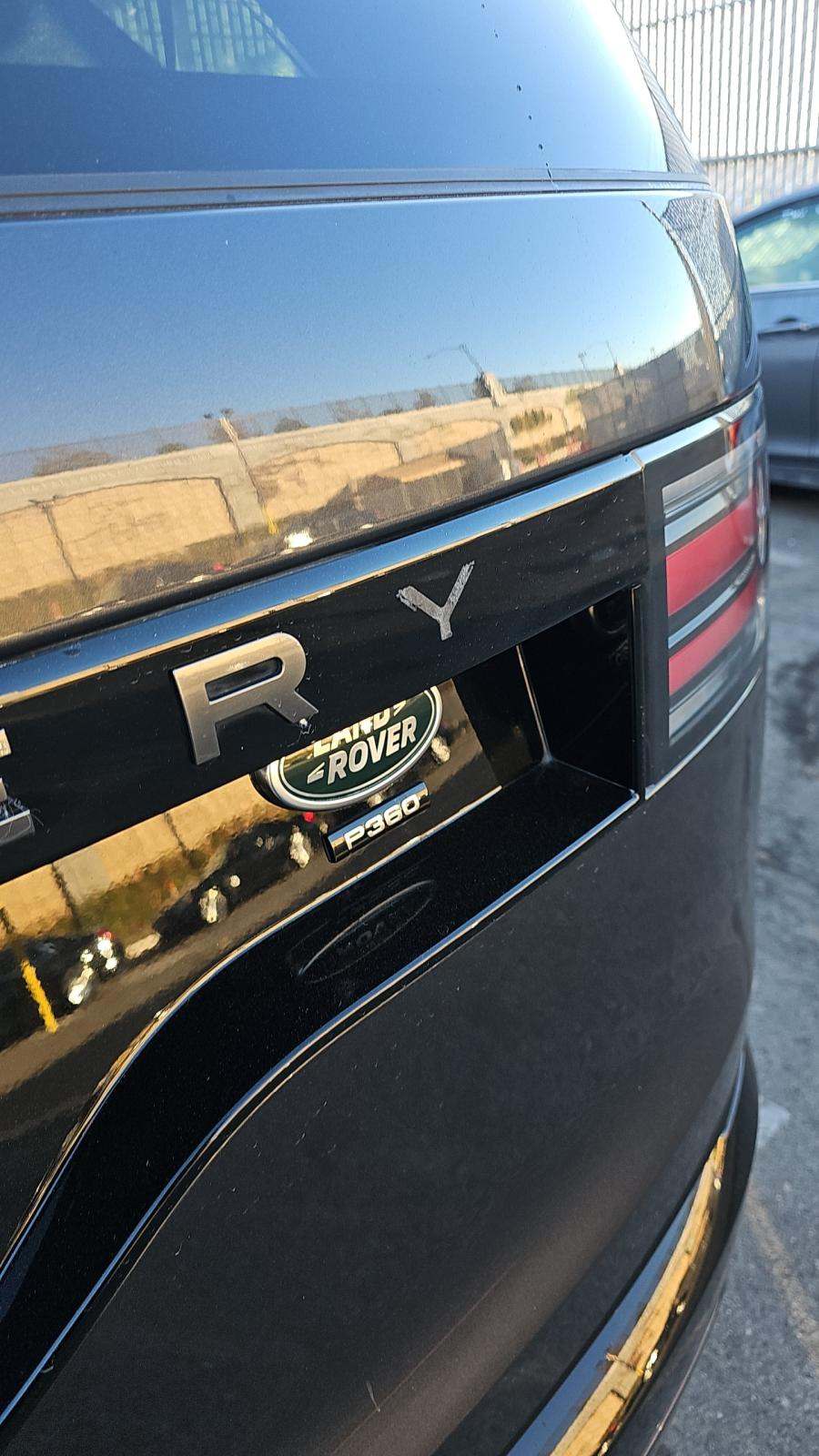 2022 Land Rover Discovery HSE R-Dynamic AWD