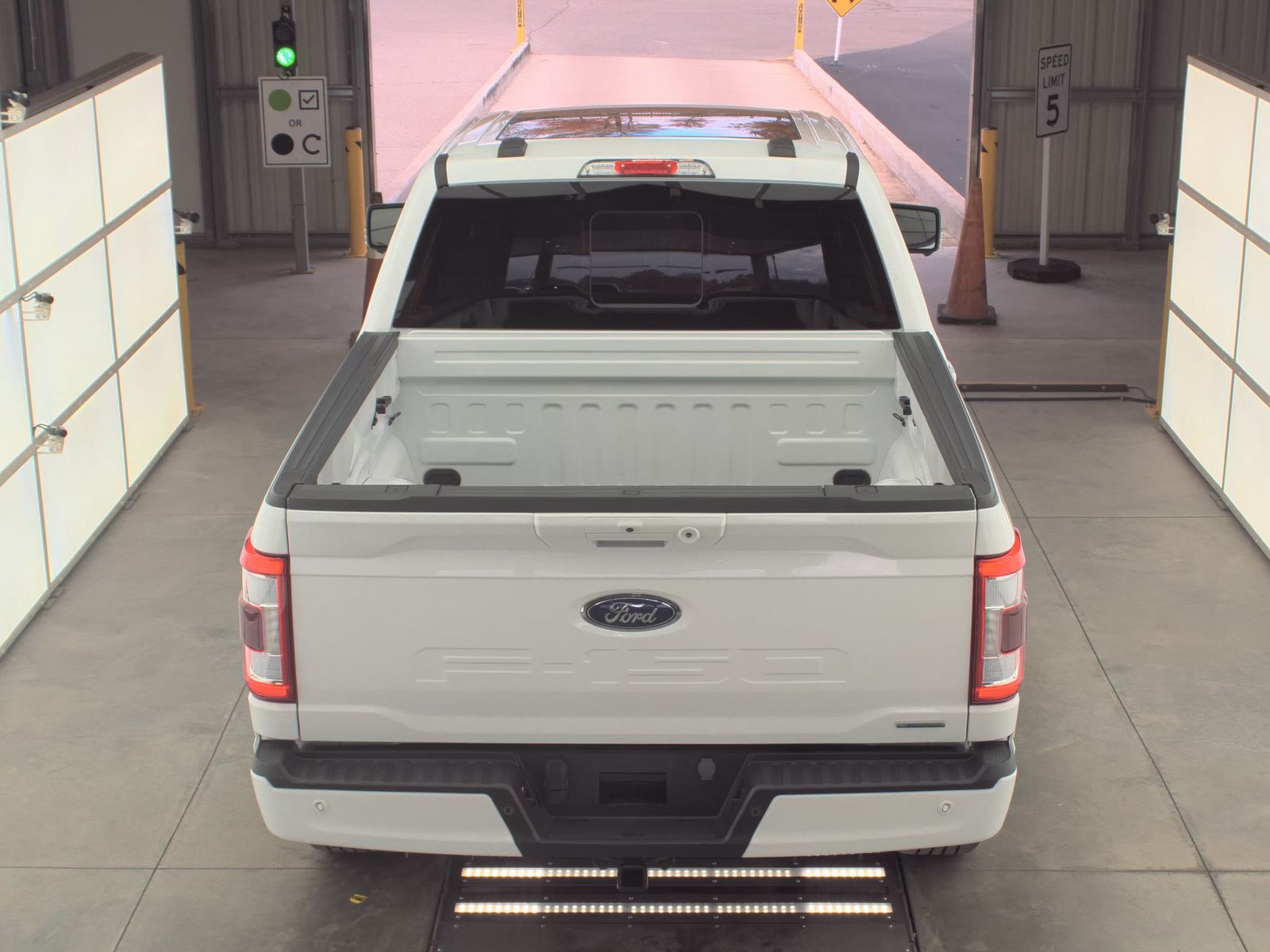 2023 Ford F-150 Lariat AWD