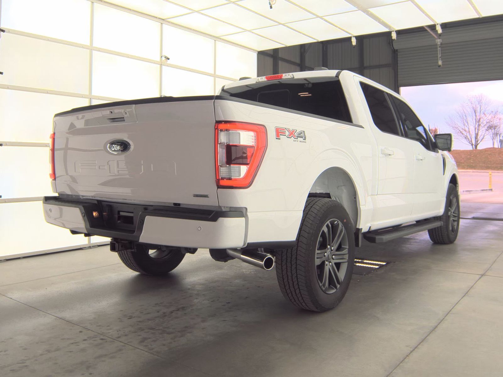 2023 Ford F-150 Lariat AWD