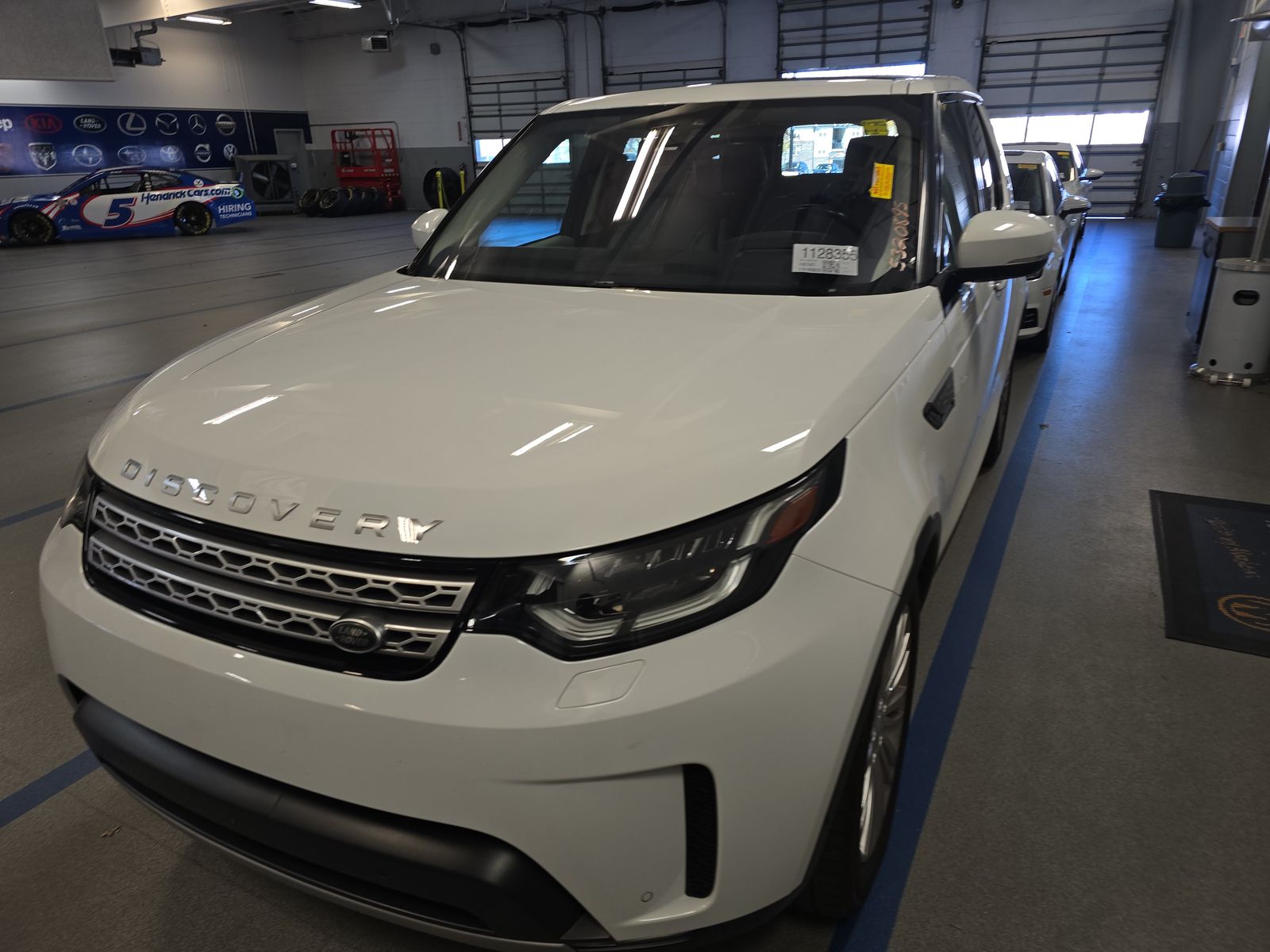 2017 Land Rover Discovery HSE Luxury AWD